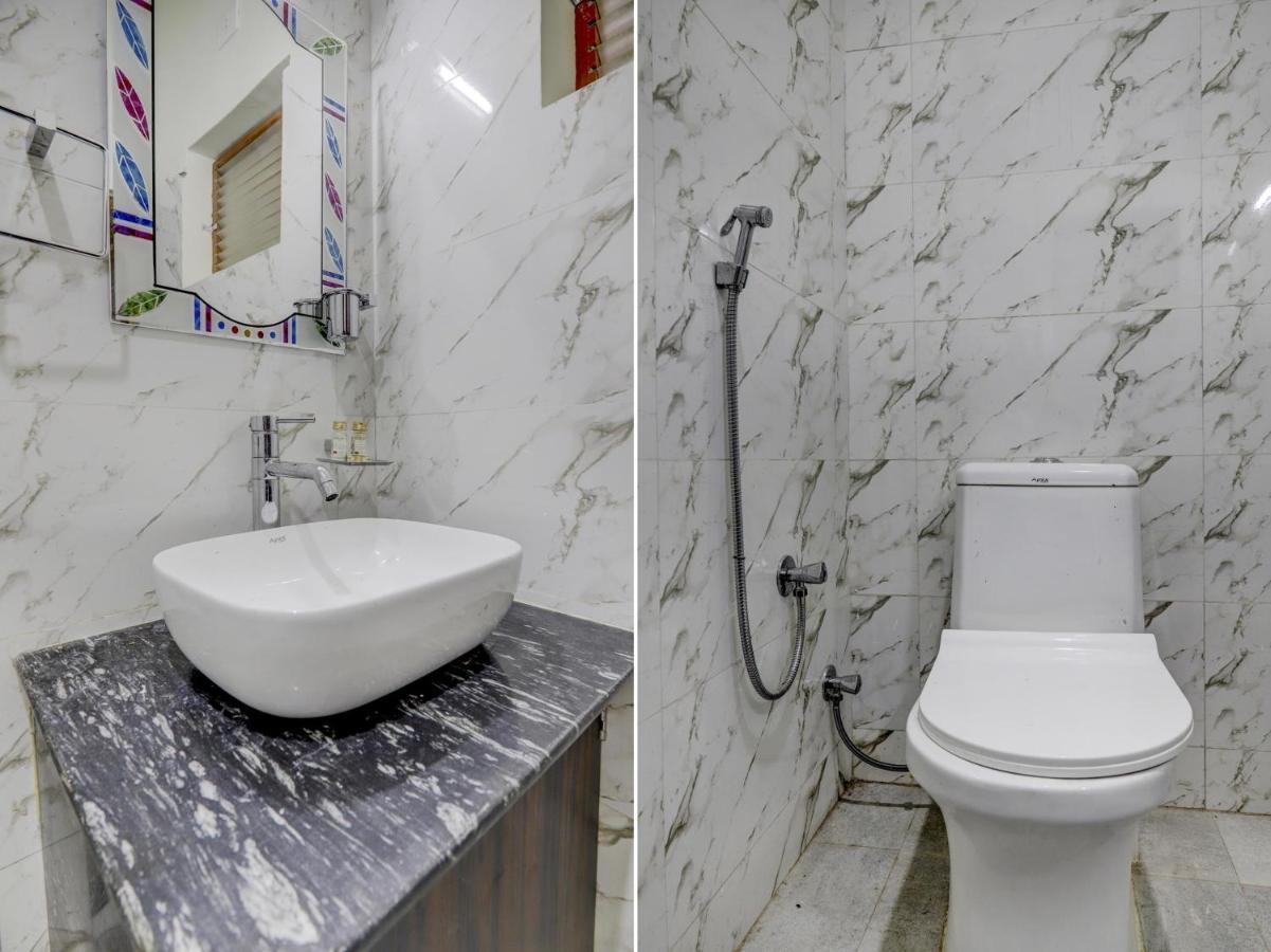 Capital O 72337 Hotel Konkan Tadka Мумбай Екстериор снимка